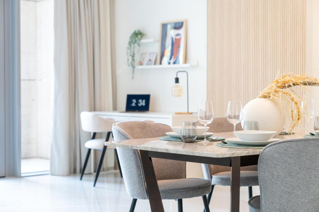 Higuests - Elegant Apt With Terrace Minutes From Burj Khalifa Dubai Exterior photo